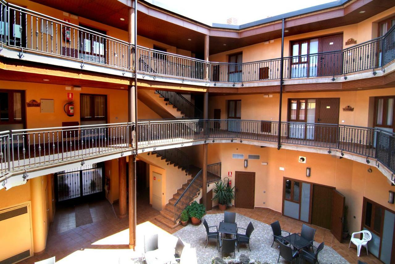 Apartahotel La Corrala San Martín de Moncayo Zewnętrze zdjęcie